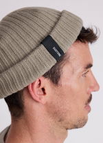 Duotone_Apparel_Beanie-SEAMAN_Model-Pictures_2