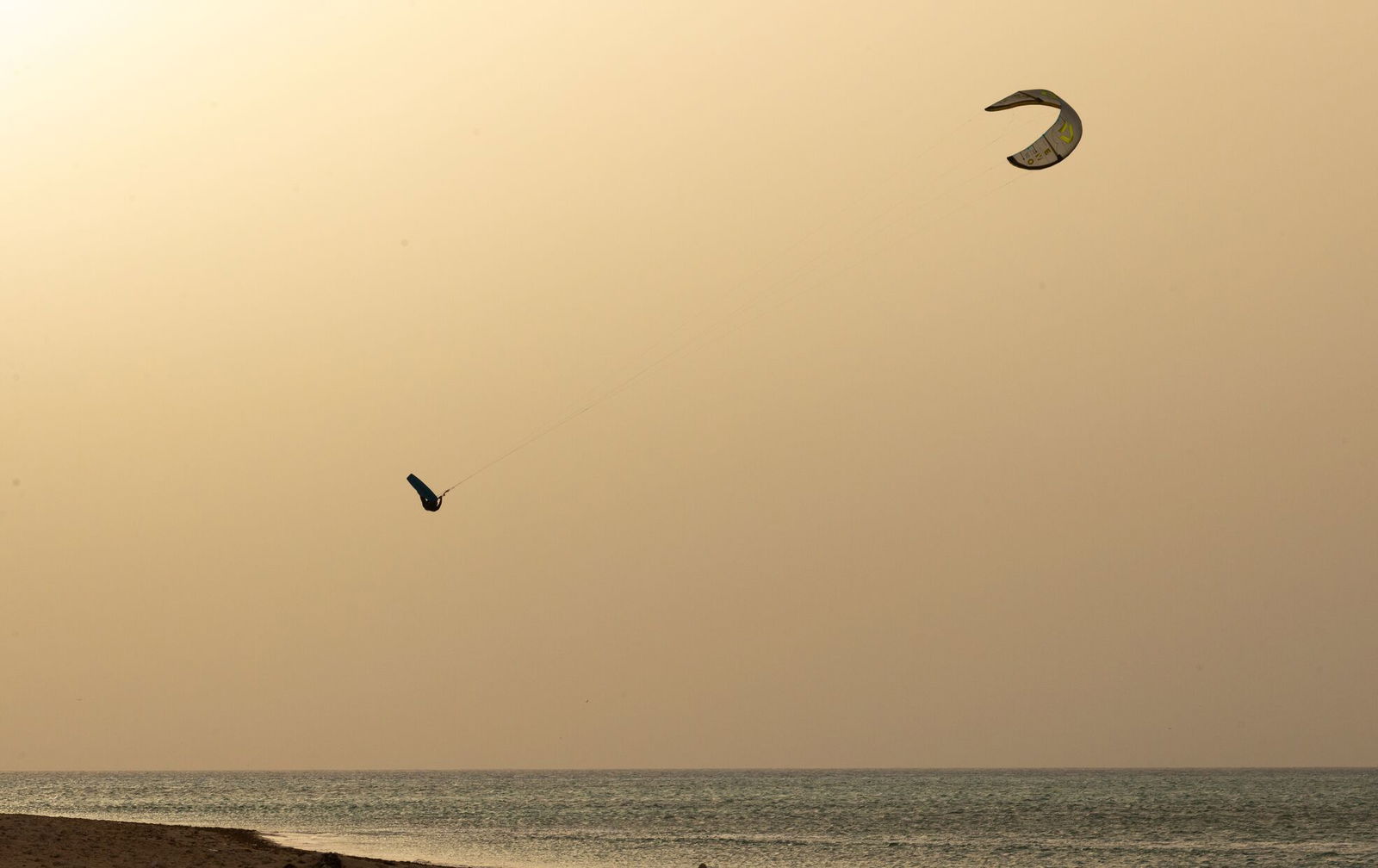 Фото Эдгара Ульриха на кайте Duotone в Египте