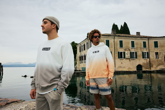 Duotone_Apparel_Hoody-True-men_Action-Shots_4