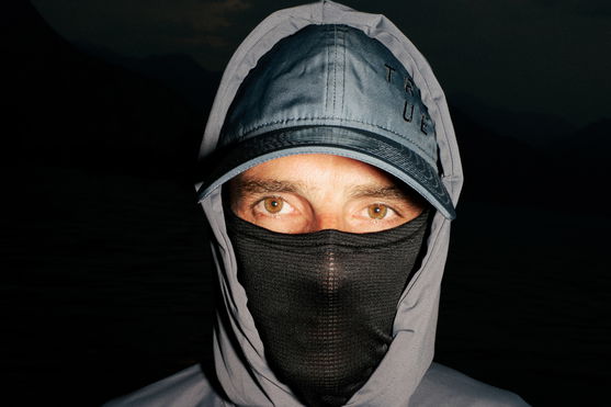 Duotone_Apparel_Cap-New-Era-9Twenty-Adjustable-Tech_Action-Shots_1