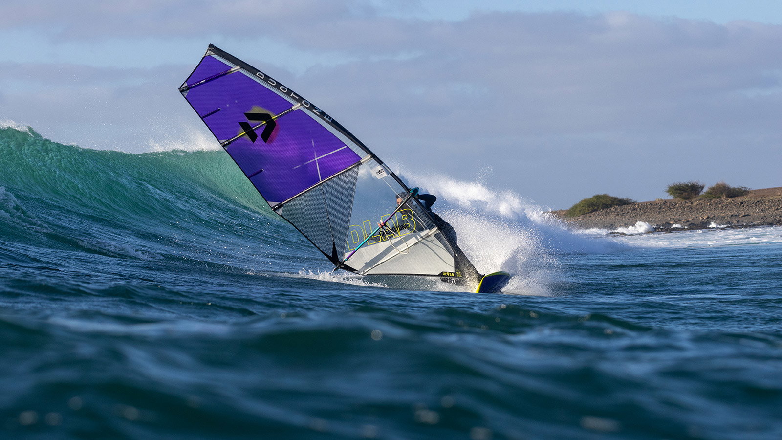 Super_Hero D/LAB 2026 ᐅ high-end wave sail | DUOTONE Windsurfing