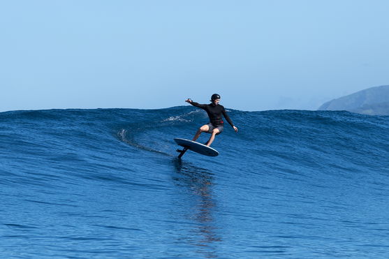 Duotone_Foiling_&_Electric_MIDFISH_Action-Shots_3