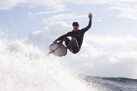 Duotone_Wing_Foiling_Crush-SLS_Action-Shots_3