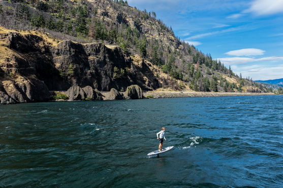 Duotone_Wing_Foiling_Downwinder-Slim-D/LAB_Action-Shots_10