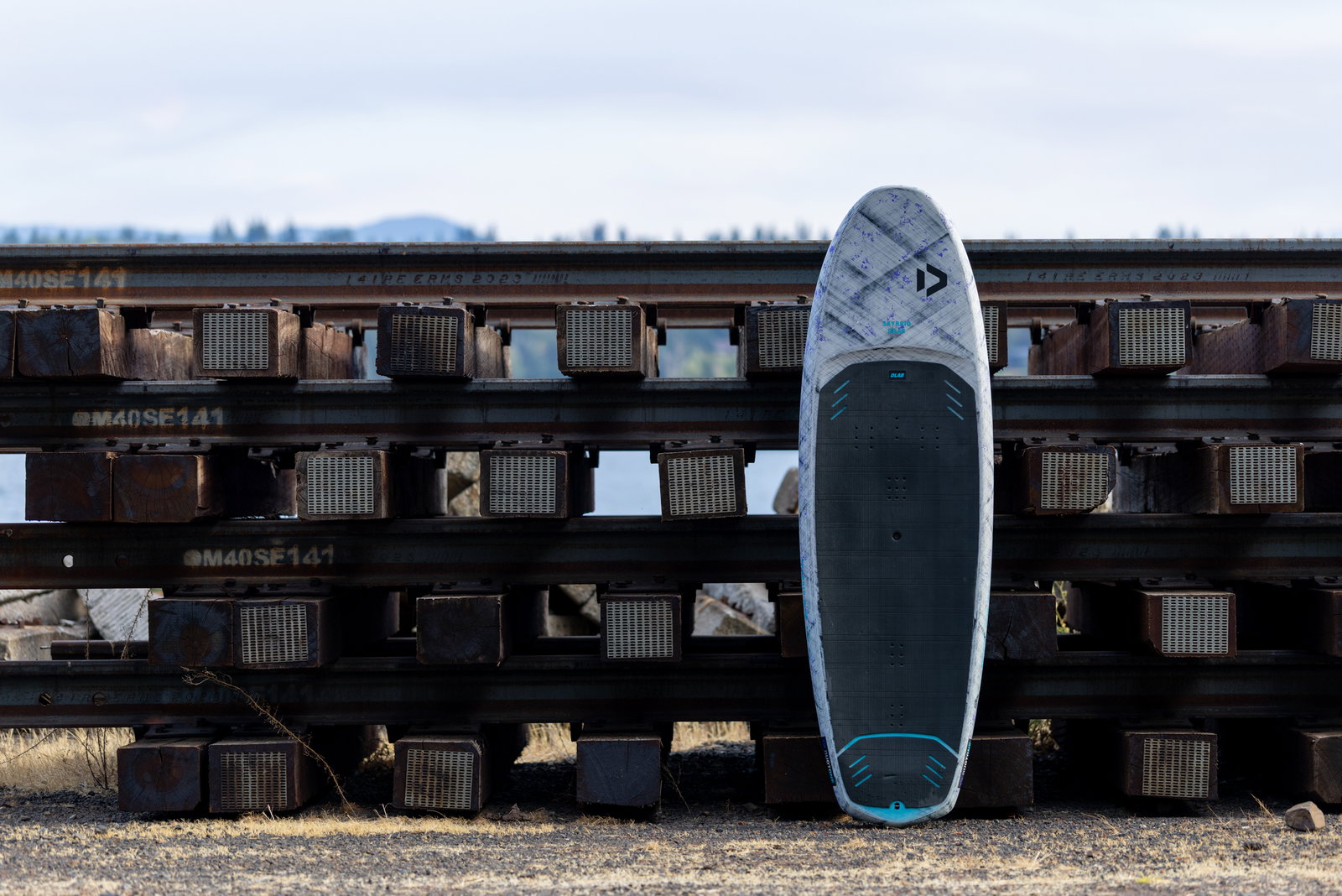 DUOTONE Skybrid D/LAB ᐅ Ultimate Foiling Board with Hollow Shell