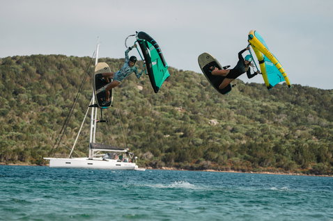 Duotone_Wing_Foiling_Sky-Style-SLS_Action-Shots_5