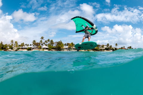 Duotone_Wing_Foiling_Sky-Style_Action-Shots_11