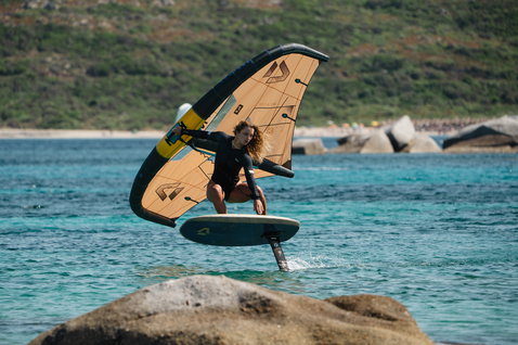 Duotone_Wing_Foiling_Unit-SLS_Action-Shots_19