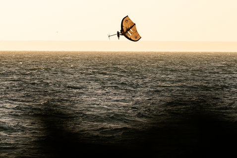 Duotone_Wing_Foiling_Unit-SLS_Action-Shots_16