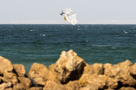 Duotone_Wing_Foiling_Unit-SLS-Concept-Blue_Action-Shots_15