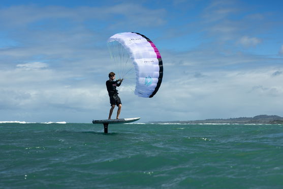 Duotone_Wing_Foiling_Stash_Action-Shots_12