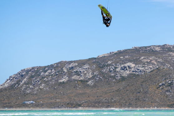 Duotone_Kiteboarding_Gonzales_Action-Shots_7