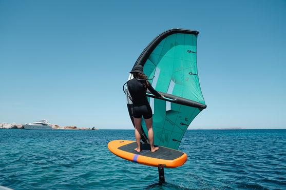 Duotone_Wing_Foiling_Sky-Free-DST_Action-Shots_5
