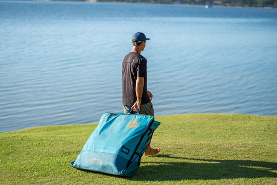 Duotone_Wing_Foiling_Sky-Air_Action-Shots_10