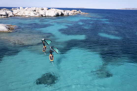 Duotone_Wing_Foiling_Sky-Free_Action-Shots_4