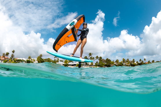 Duotone_Wing_Foiling_Sky-Start-DST_Action-Shots_4