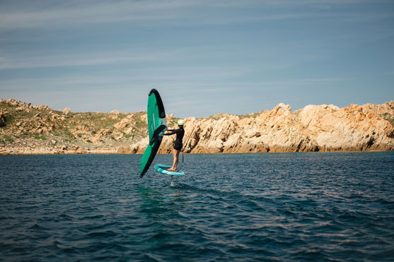 Duotone_Wing_Foiling_Sky-Start-DST_Action-Shots_12