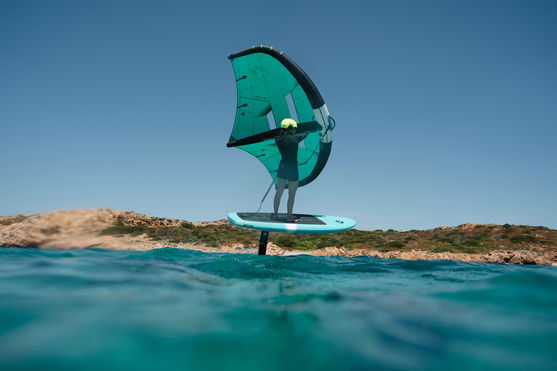 Duotone_Wing_Foiling_Sky-Start-DST_Action-Shots_13