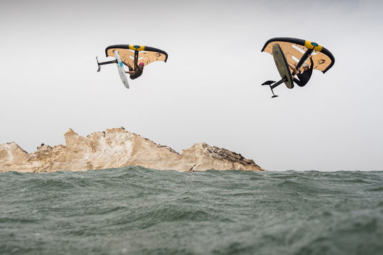Duotone_Wing_Foiling_Skybrid_Action-Shots_10