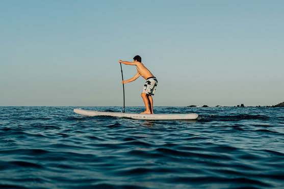 Duotone Raven Air SLS iSUP touring board during SUP paddling on the open ocean