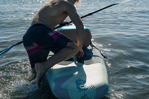 Duotone Kayak Seat siège kayak gonflable lors du kayak en eau ouverte sur planche iSUP