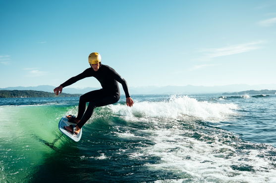 Duotone_Wing_Foiling_Strider-SLS-Wake_Action-Shots_4