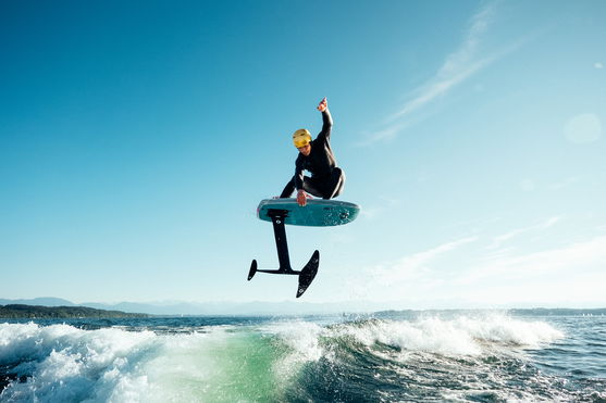 Duotone_Wing_Foiling_Strider-SLS-Wake_Action-Shots_7