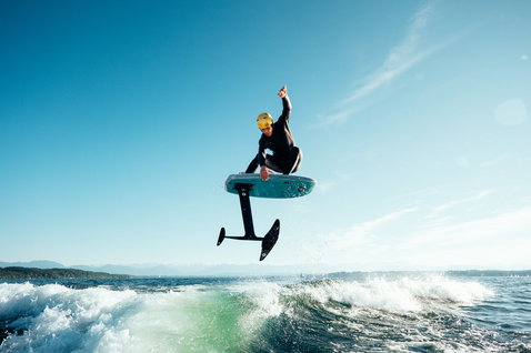 Duotone_Wing_Foiling_Strider-SLS-Wake_Action-Shots_7