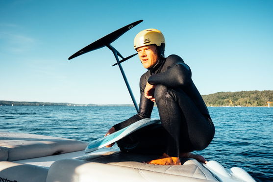 Duotone_Wing_Foiling_Strider-SLS-Wake_Action-Shots_10