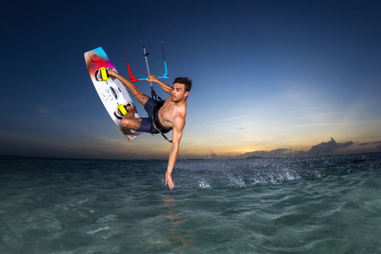 Duotone_Kiteboarding_Evo-Performance-Bundle_Action-Shots_1