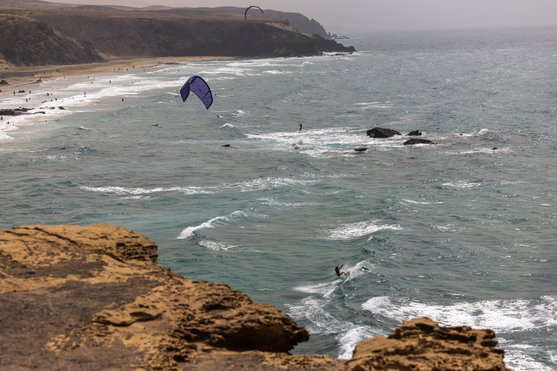 Duotone_Kiteboarding_Neo-Wave-Bundle_Action-Shots_2